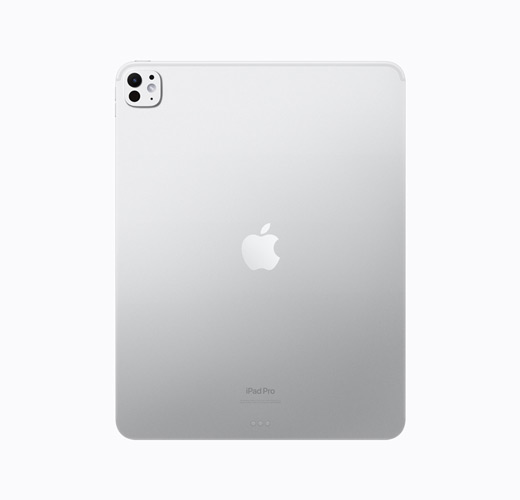 Vista trasera exterior de un iPad Pro en color plata con el logotipo de Apple en plata brillante