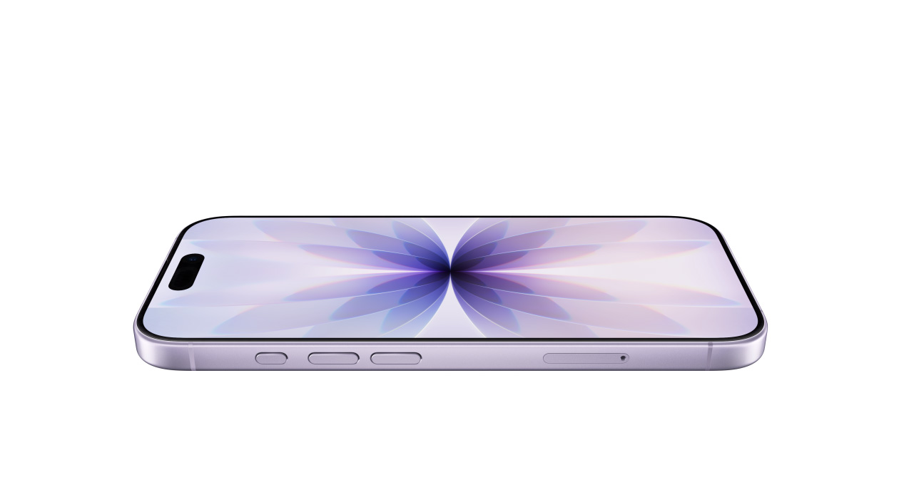 iPhone 17 i farven lavendel vist forfra med Ceramic Shield og fra siden med Handlingsknap og lydstyrkeknapper samt Dynamic Island øverst i midten