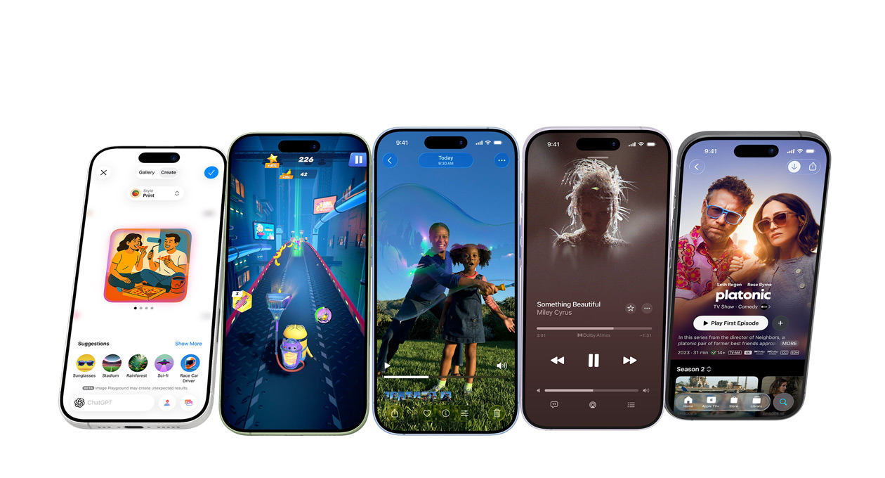 iPhone 17-enheder i forskellige farver med forskellige apps på skærmen