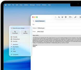 شاشة MacBook&nbsp;Air تعرض أدوات الكتابة في Apple&nbsp;Intelligence وهي تُنشئ رسالة إيميل